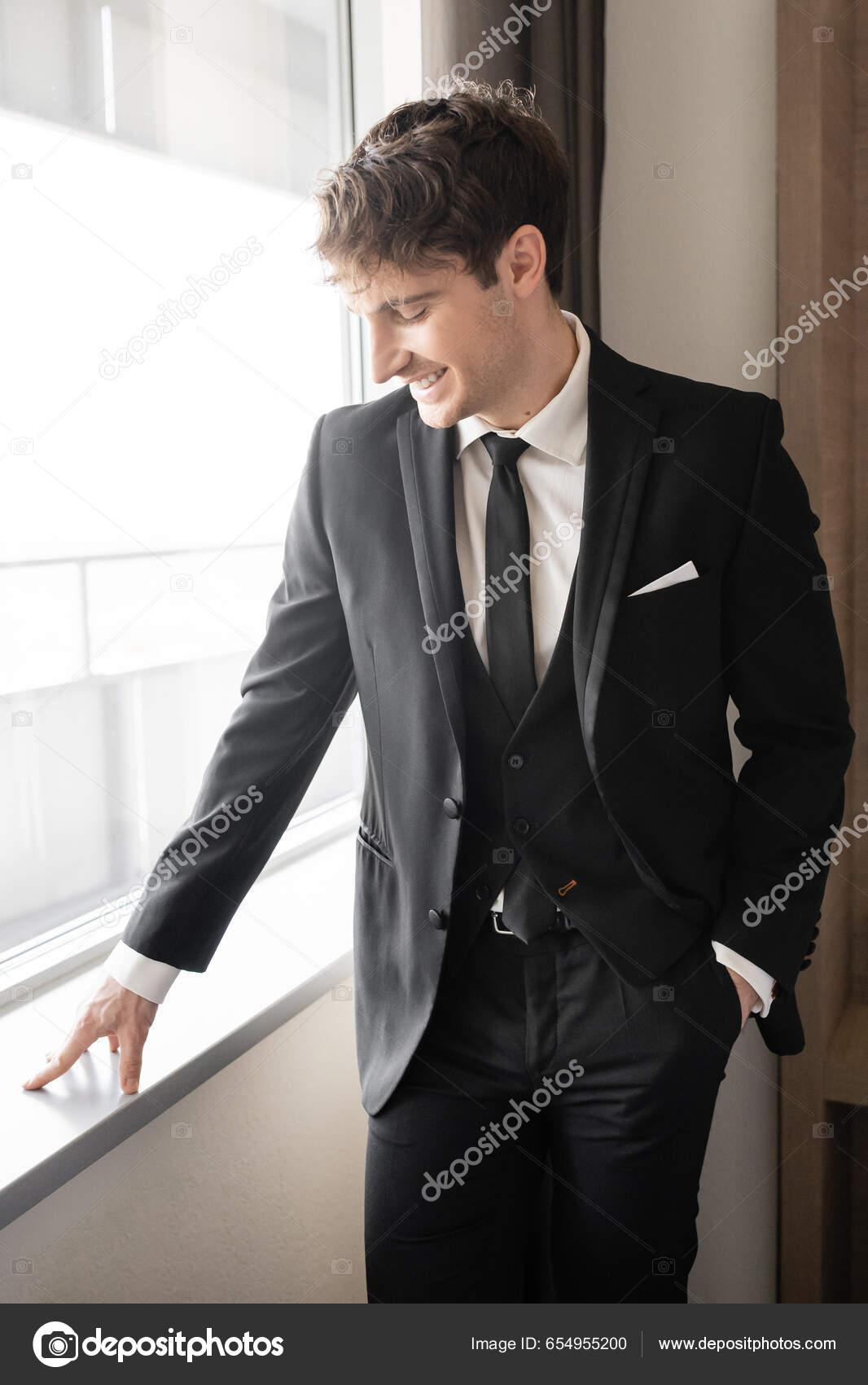 Formals with clearance tie