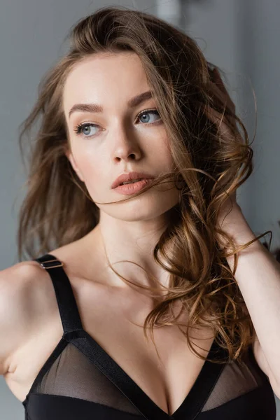 Portrait Young Confident Model Brunette Hair Natural Makeup Wearing Black — Stock Photo, Image