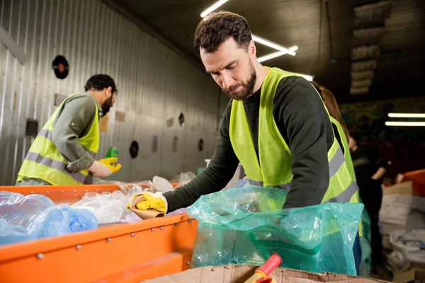Bearded Sorter High Visibility Vest Protective Glove Separating Garbage Conveyor — Stock Photo, Image