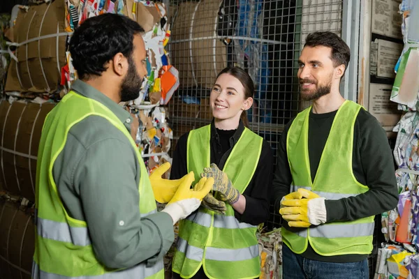 Indian Worker High Visibility Vest Gloves Talking Smiling Colleagues While — Stock Photo, Image