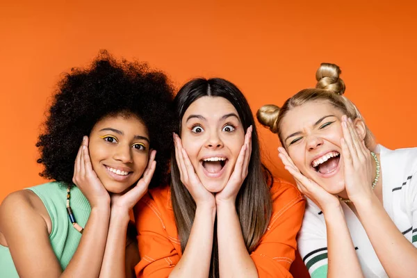 Excited Cheerful Multiethnic Teen Girlfriends Bold Makeup Touching Cheeks Looking — Stock Photo, Image