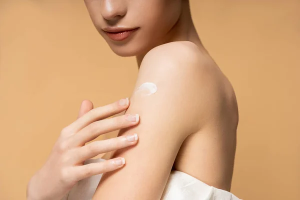 Cropped View Young Woman Top Naked Shoulder Applying Body Cream — Stock Photo, Image