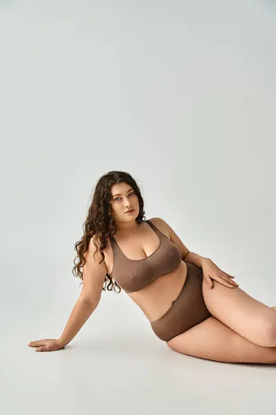 Charming Curvy Girl Lingerie Curly Brown Hair Sitting Leaning Arm — Stock Photo, Image