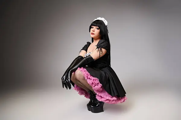 Good Looking Sexy Female Cosplayer Tempting Maid Costume Looking Camera — Foto Stock
