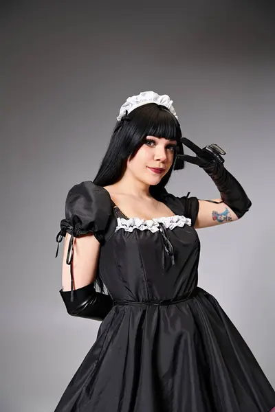 Attractive Woman Cosplaying Sexy Maid Black Gloves Showing Peace Gesture — Foto Stock
