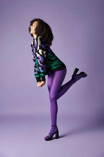 Young Woman Poses Tights Green Black Jacket Purple Background Studio — Stock Photo, Image