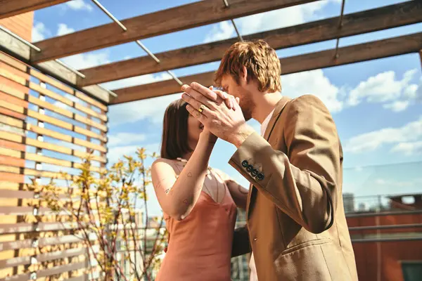 A man and a woman are standing side by side, showcasing unity, companionship, and togetherness — Stock Photo