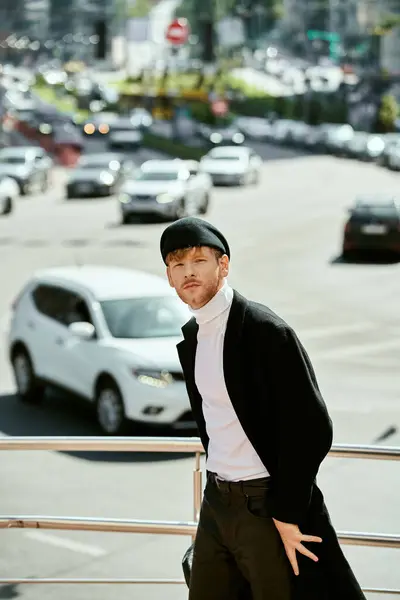 Young red-haired man in debonair attire strolling through the city. — Stock Photo