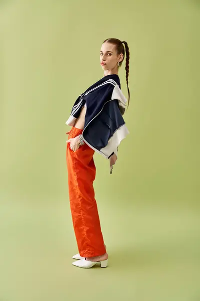 A young woman showcases a unique fashion style while reflecting her personal battle with anorexia. — Stock Photo