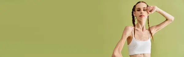 Young woman poses confidently, highlighting her beauty while facing the struggles of anorexia. — Stock Photo