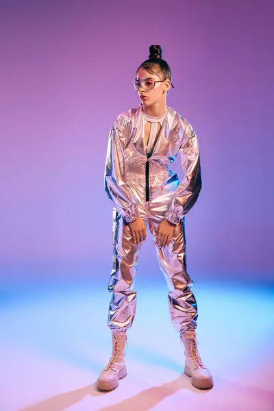 A young woman displays her colorful futuristic outfit, shining with holographic hues. — Stock Photo