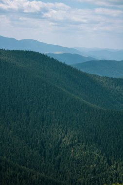 Dağların güzel manzarası