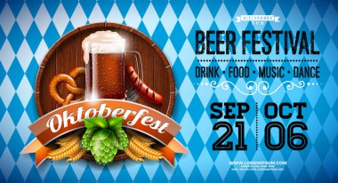 Oktoberfest Party Poster Illustration with Fresh Dark Beer, Pretzel, Sausage on Blue and White Bavaria Flag Destern Arkaplan. Geleneksel Alman Bira Festivali için Vektör Kutlama Şablonu