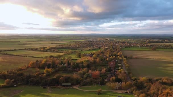 Drón Légi Felvétel Létrehozása Vidéken Oxfordshire Alkonyatkor — Stock videók