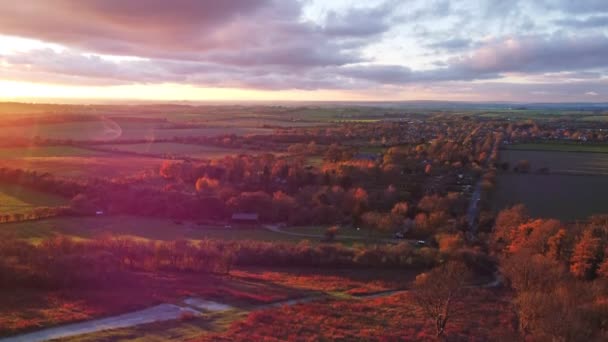 Drone Aerial Wideo Ustanowienia Zdjęcia Wsi Oxfordshire Zachodzie Słońca — Wideo stockowe