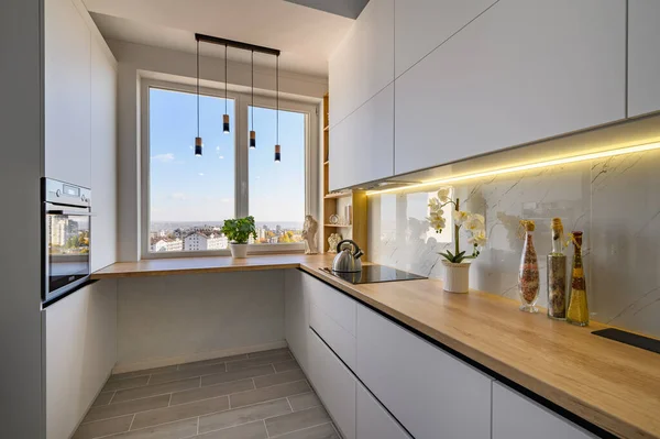 Modern Minimalist White Studio Kitchen Both Functional Stylish — Stock Photo, Image
