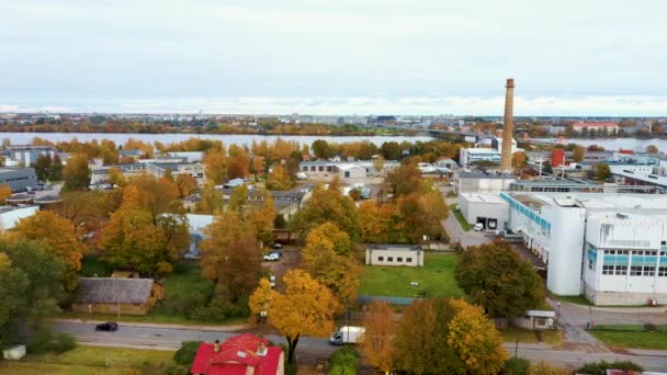 Letonya Riga Sonbahar Manzarası Owerdaugava Dan Görüntü Dienvidu Köprüsü Güney — Stok video