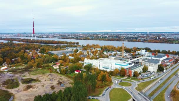 Podzimní Krajina Riga Lotyšsko Pohled Owerdaugavy Most Dienvidu Jižní Most — Stock video