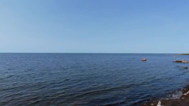 Taş Kuleler Plajı Estonya (Baltık Eyaletleri), Saaremaa Adası, Düz Taşlar Piramitleri Güneybatı Çakıl Sahili, Ohessaare Tuulik, Kivi Rand Saaremaa, Estonya
