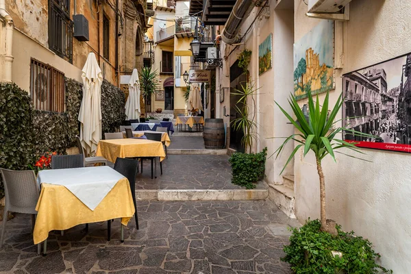 Agrigento Sicily Italy May 2023 Cityscape Old Historical Buildings Narrow — Stock Photo, Image