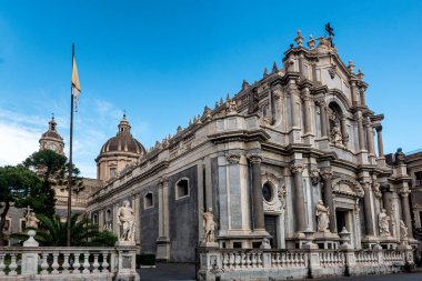 Catania, Sicilya, İtalya 'daki Piazza del Duomo' daki Aziz Agata Katedrali