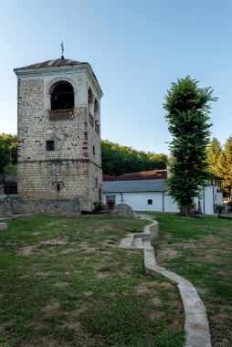 Sırbistan 'daki Saint Roman, Cunis manastırı. Sırbistan 'daki en eski Ortodoks Hıristiyan manastırlarından biri 9. yüzyıldan kalma..