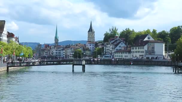 Vista Zurich Desde Río Limmat — Vídeo de stock