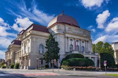 Graz Operası, Avusturya merkezli bir opera ve opera şirketidir..