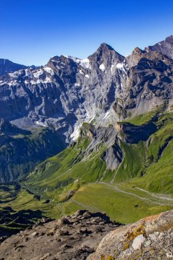 Schlithorn dağından Jungfrau İsviçre Alpleri ve buzulları