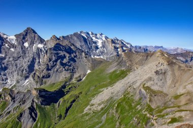 Schlithorn dağından Jungfrau İsviçre Alpleri ve buzulları