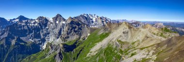 Schlithorn dağından Jungfrau İsviçre Alpleri ve buzulları