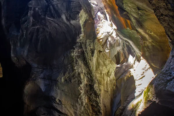 特鲁姆梅尔巴赫瀑布 劳特布鲁南 欧洲最大的地下水瀑布 — 图库照片