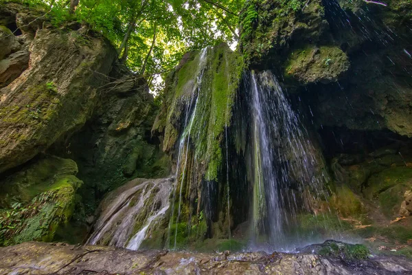 Водопад Восточной Сербии Туфовыми Известняками Около Майданпека — стоковое фото