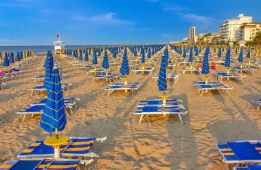Lido di Jesolo İtalya 'da bir sahil kentidir.
