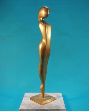 Antik çağdan kalma heykelin eski metal eseri.