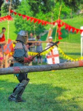 Ortaçağ Savaşları Şövalyesi Yeniden Canlandırma Olayı