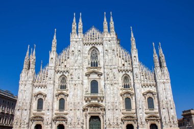 Milan Katedrali Kilisesi, Lombardiya, İtalya St. Mary 'nin doğuşuna adanmış.