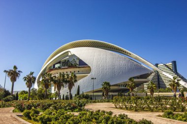 Valencia, İspanya 'da Doğa ile çevrili gelecekteki Beyaz Kent