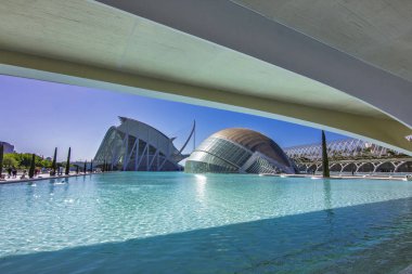 Valencia Park, İspanya 'daki Geleceğin Hemisferic Binası