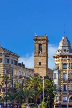 Esglesia de Sant Mart Kulesi manzarası, Valencia, İspanya.