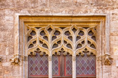 Lonja de la Seda Valencia, İspanya 'da Valencia' da geç dönem Gotik tarzı bir sivil binadır.