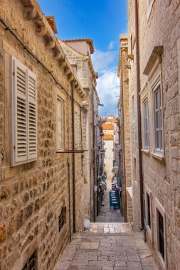 Hırvatistan 'ın Dubrovnik kentindeki dar sokağa bakış açısı