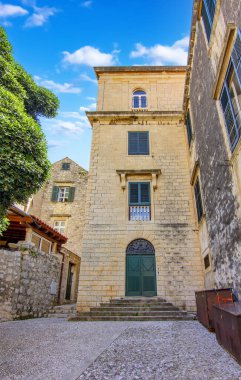 Hırvatistan 'ın Dubrovnik kentindeki eski taş evin manzarası