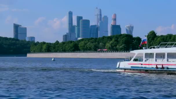 Μόσχα Σίτι Τύπος Κτιρίων Μόσχα Πόλη Από Ανάχωμα Του Ποταμού — Αρχείο Βίντεο