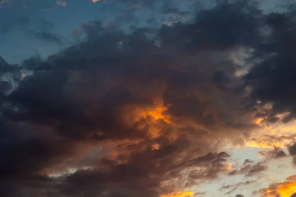 stock image Dramatic cloudscape at sunrise. Cinematic clouds in the morning. Nature background photo.