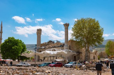 6 Şubat depreminden sonra Malatya şehrinin yıkımı. Malatya Türkiye - 4.25.2023