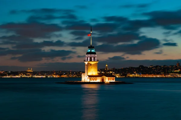 Kiz Kulesi Torre Donzela Edifício Famoso Recentemente Renovado Istambul Viagem — Fotografia de Stock