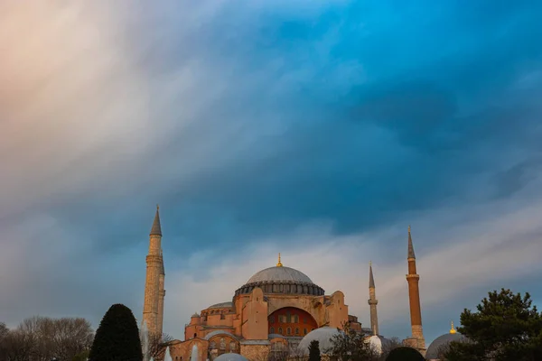 Istanbul Background Photo Hagia Sophia Ayasofya Dramatic Clouds Sunset — Stock Photo, Image
