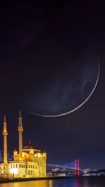 Iszlám Kép Ortakoy Mecset Bosphorus Híd Félholddal Ramadán Vagy Iszlám — Stock Fotó