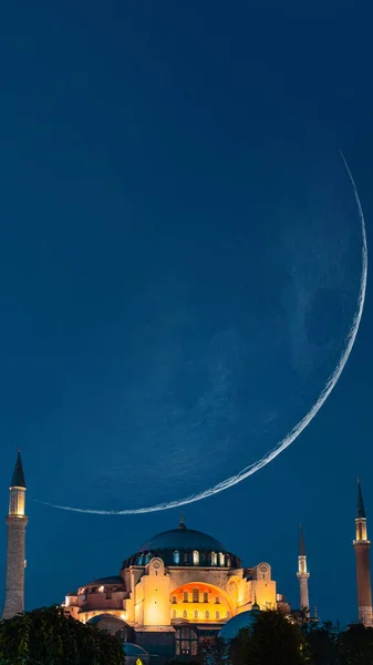 Iszlám Függőleges Kép Hagia Sophia Vagy Ayasofya Mecset Félholddal Ramadán — Stock Fotó